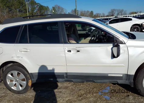 2012 Subaru Outback 2.5I Premium z USA, uszkodzony, nr VIN 4S4BRCCC3C1215095